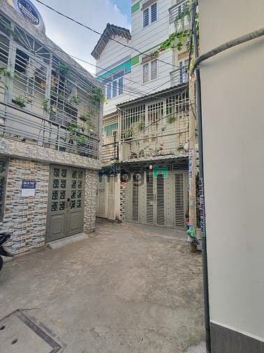 Hình ảnh Phan Văn Trị, Hẻm xe hơi 6m, 70m2, 3 tầng, chỉ 6.4 tỷ