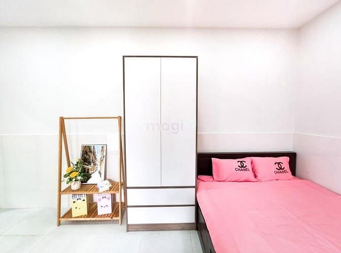 Hình ảnh Căn Hộ full nội thất, giá Siêu Rẻ_Ban Công Riêng cực thoáng_TÂN BÌNH