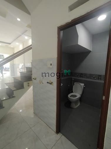 Hình ảnh MT Nguyễn Công Trứ Q1 , 4x18 , 2 lầu
