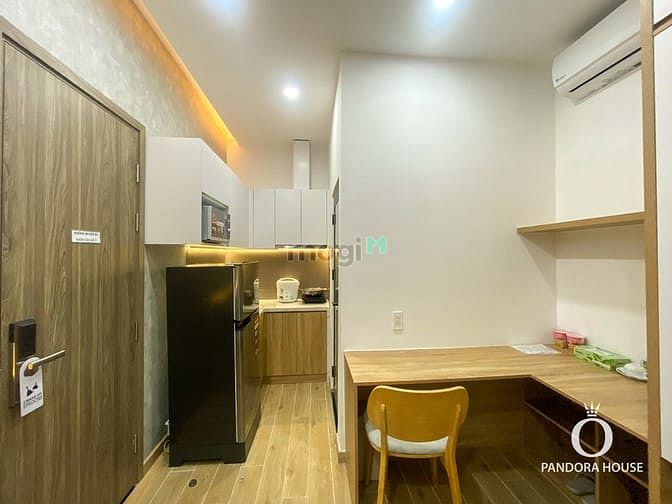 Hình ảnh Căn Hộ ban công full nội thất thiết kế siêu sang trọng - Q.10