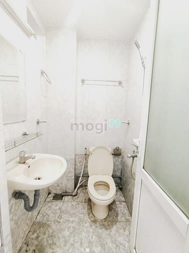 Hình ảnh 🍀🍀🍀🍀Phòng trọ có gác - Cực Thoáng - 5' Tới CV Phần Mềm Quang Trung