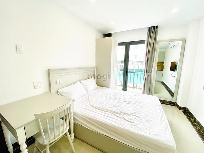 Hình ảnh Mb6623 nạp rút nhanh chóng ban công 30m2 Phan Đăng Lưu ngay ngã 4 Phú Nhuận