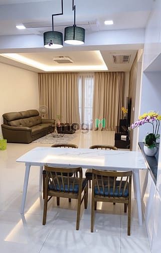 Hình ảnh The biggest 3 bedroom in Riverpark Premier, 141m2  for rent