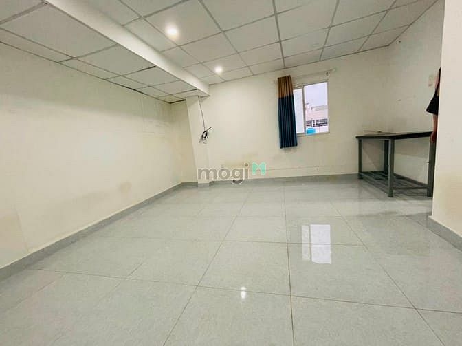 Hình ảnh Phòng trọ Cách Mạng Tháng 8 gần CV Lê Thị Riêng