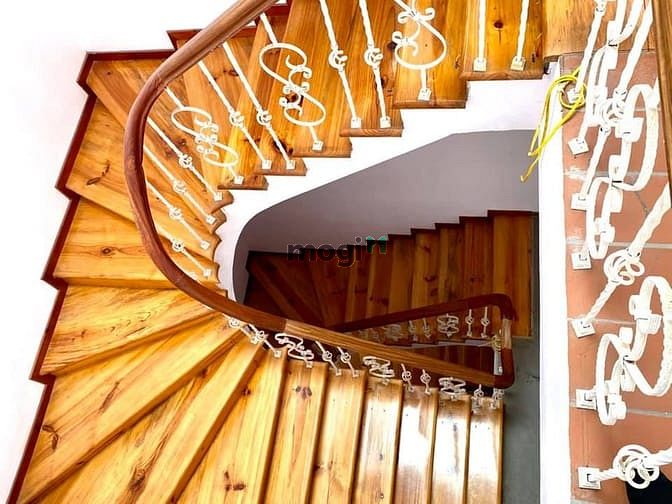 Hình ảnh Siêu Đẹp, Siêu Vip - Mặt Ngõ - Gara - View Hồ, 75m2, Chỉ Hơn 9 Tỷ.