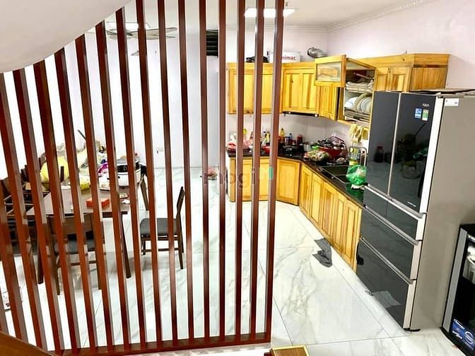 Hình ảnh Siêu Đẹp, Siêu Vip - Mặt Ngõ - Gara - View Hồ, 75m2, Chỉ Hơn 9 Tỷ.