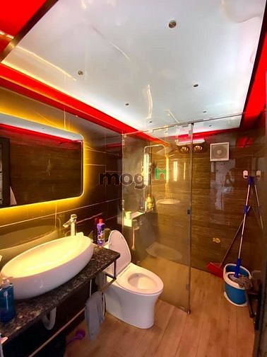 Hình ảnh Siêu Đẹp, Siêu Vip - Mặt Ngõ - Gara - View Hồ, 75m2, Chỉ Hơn 9 Tỷ.