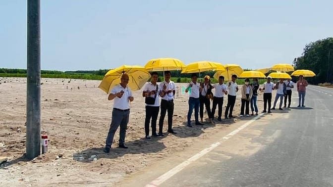 Hình ảnh Đất nền Sân bay Hồ Tràm, giá 1,4 tỷ. Mặt tiền đường nhựa 7m