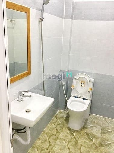 Hình ảnh Cho Thuê NP Trệt 2 Lầu - Huỳnh Tấn Phát Q7