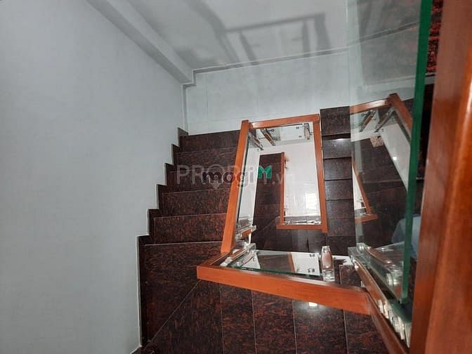 Hình ảnh Cho Thuê NP hẻm xe hơi - Tân Kiểng Quận 7