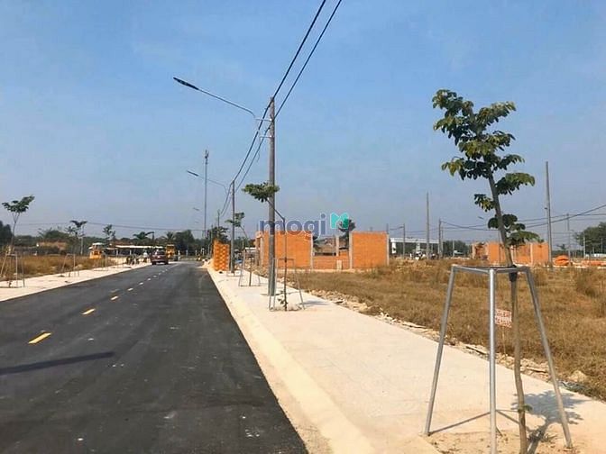 Hình ảnh Nhà phố-Đất nền khu vực Bến Cát giá chỉ từ 550 triệu