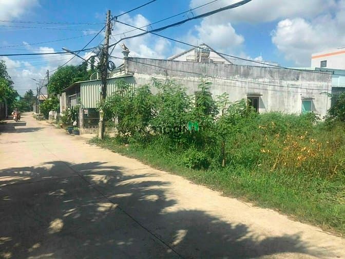 Hình ảnh Bán đất nền chính chủ, sổ hồng riêng cách chợ Bình Chánh 500m