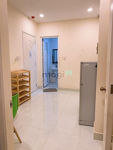 Hình ảnh Căn Hộ Ban Công Giá Rẻ Ngay CV LÊ THỊ RIÊNG Quận 10