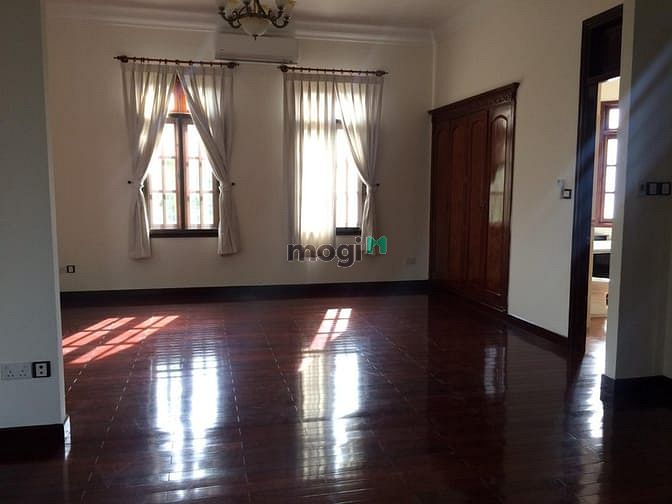 Hình ảnh Cần Bán Siêu Biệt Thự - Thảo Điền, Q 2