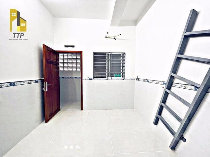 Hình ảnh Phòng trọ Mới , đường Bình Long, 25m2 , có thang máy chỉ 2,7 tr/th