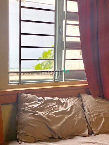 Hình ảnh phòng ngủ riêng - bao chi phí dịch vụ- ngay ngã tư hàng xanh