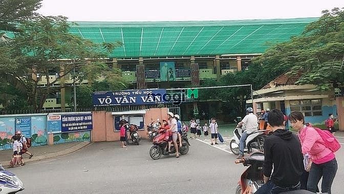 Hình ảnh cần bán phạm văn hai KCN lê minh xuân (120m2)
