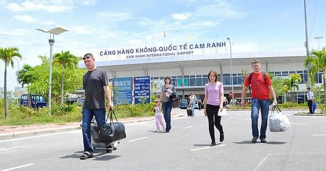 Hình ảnh Đất dát vàng tay chạm kim cương siêu hot gần TP biển Cam Ranh