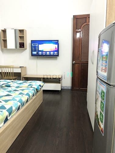 Hình ảnh CHDV Ngô Tất Tố- Bình Thạnh, hẻm xe hơi, view đẹp, 40m2 chỉ 5tr/tháng