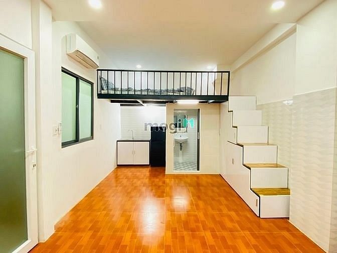 Hình ảnh Căn Hộ Gác Lửng Rộng Rãi Ngay CV Thỏ Trắng Quận 10