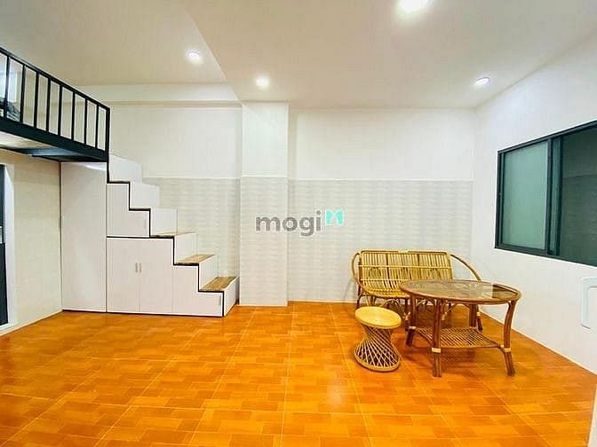 Hình ảnh Căn Hộ Gác Lửng Rộng Rãi Ngay CV Thỏ Trắng Quận 10