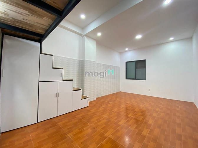Hình ảnh Căn Hộ Gác Lửng Rộng Rãi Ngay CV Thỏ Trắng Quận 10
