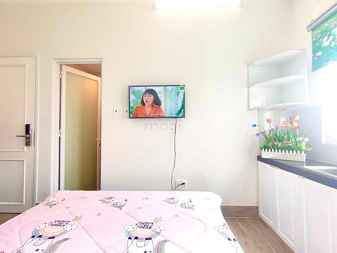 Hình ảnh Căn Hộ Mới Xây Bacony Cực Xinh,Gần ĐH Sài Gòn Q5
