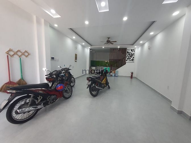 Hình ảnh Cho thuê nhà 413C Lê Văn Sỹ, Phường 12, Quận 3