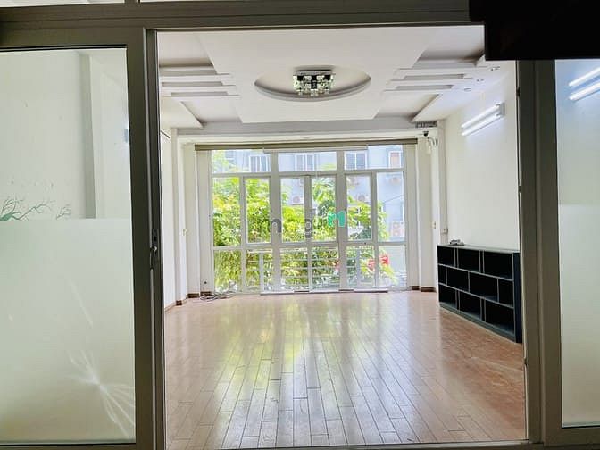 Hình ảnh Cho thuê nhà đẹp Lưu Hữu Phước, 50m2x 5T, thông sàn, 20 triệu/tháng