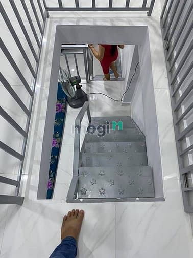 Hình ảnh Nhà hót phường 10 Tân Bình giá chỉ 2,4 tỷ
