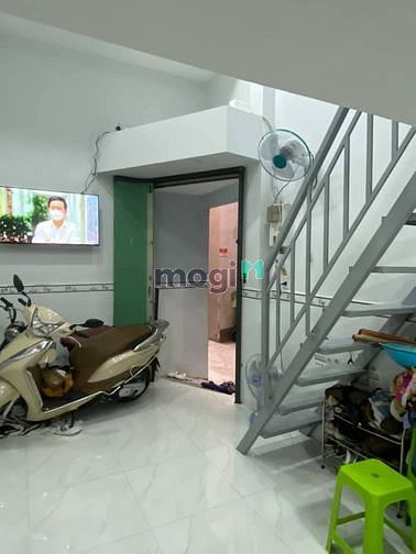 Hình ảnh Nhà hót phường 10 Tân Bình giá chỉ 2,4 tỷ