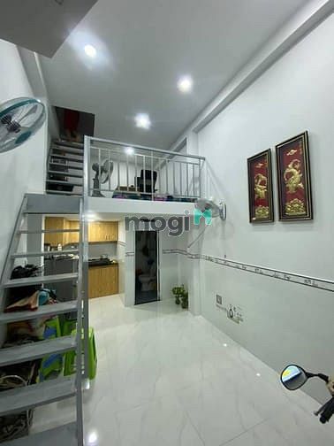 Hình ảnh Nhà hót phường 10 Tân Bình giá chỉ 2,4 tỷ