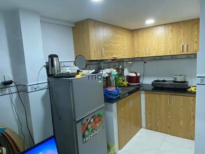 Hình ảnh Nhà hót phường 10 Tân Bình giá chỉ 2,4 tỷ
