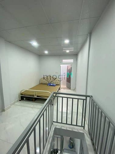 Hình ảnh Nhà hót phường 10 Tân Bình giá chỉ 2,4 tỷ
