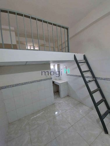 Hình ảnh CĂn hộ 30m2, máy lạnh, thoáng mát đường M2- Phước Long B Quận 9