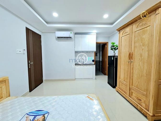 Hình ảnh Mb6623 nạp rút nhanh chóng mini cửa sổ lớn thoáng, full nội thất gỗ, gần Vạn Hạnh Mall.
