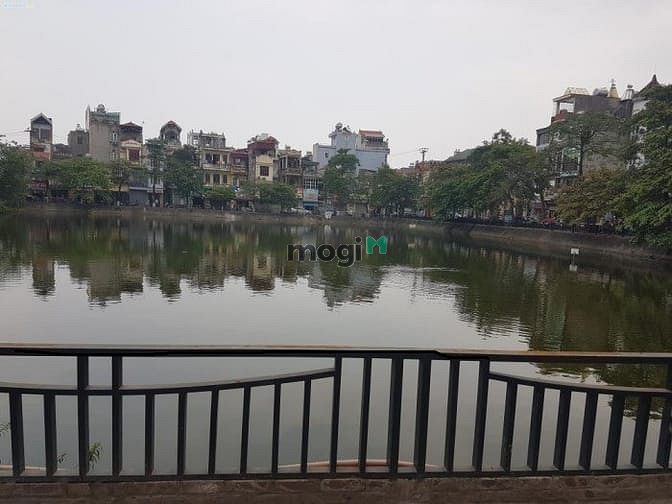 Hình ảnh Cực cực hiếm, cực cực rẻ. Đất view hồ, trung tâm Long biên.