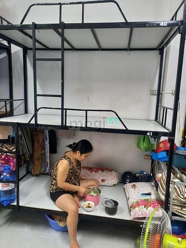 Hình ảnh Cho Thuê Trọ Ở Ghép 700k/th có máy lạnh Gần Khu Chế Xuất Tân Thuận Q7
