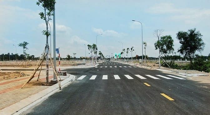 Hình ảnh Đất nền KCN Hựu Thạnh siêu xịn- 75m2- 1ty2- SỔ SẴN TỪNG LÔ