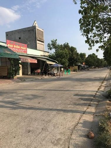 Hình ảnh GIA ĐÌNH Cần Bán 105m2 đất tại kcn mỹ phước 3 ,vị trí đẹp ,dân đông.