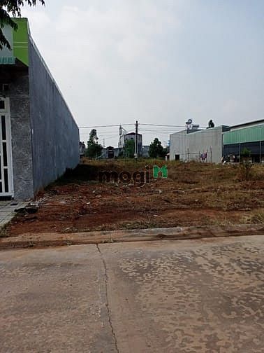 Hình ảnh GIA ĐÌNH Cần Bán 105m2 đất tại kcn mỹ phước 3 ,vị trí đẹp ,dân đông.