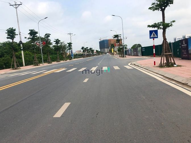 Hình ảnh Siêu phẩm 42m mặt đường 25m đấu giá Cự Khối, Long Biên: