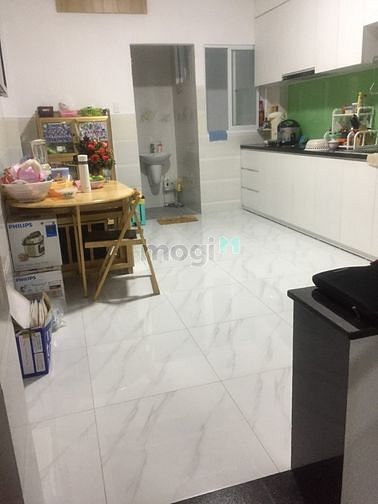 Hình ảnh Nhà 2 lầu,sân thượng,  301/ Trần Xuân Soạn