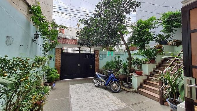 Hình ảnh Biệt thự mặt đường, khu VIP sân bay 8.3 x 26.4 chưa đến 200Tr/m.