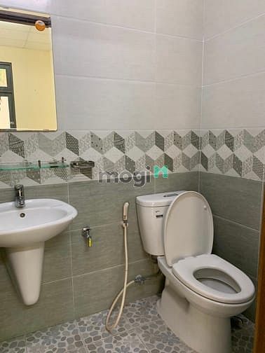Hình ảnh Biệt Thự 8x13m, 1 lầu, HXH, gần Phổ Quang sân bay, giá 17 triệu còn TL