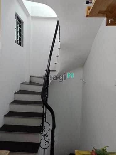 Hình ảnh Bán nhà La Thành, 40m2, 3 tầng, 3,05 tỷ
