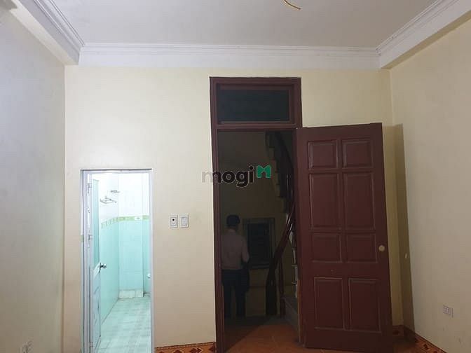 Hình ảnh Bán nhà Định Công, 27m2, 5 tầng, 2,5 tỷ