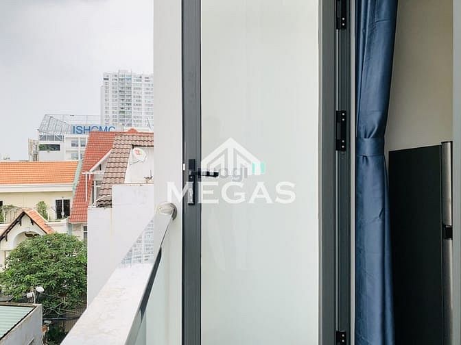 Hình ảnh Cho Thuê Căn Hộ Full Nội Thất Ban Công Riêng Tại Thảo Điền Quận 2