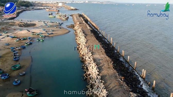 Hình ảnh Chính chủ cần bán gấp lô mặt tiền biển