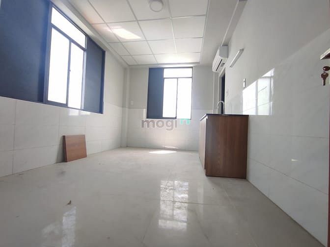 Hình ảnh Phòng Căn Hộ Studio Có Cửa Sổ Lớn Ngay Coopmart Quang Trung.